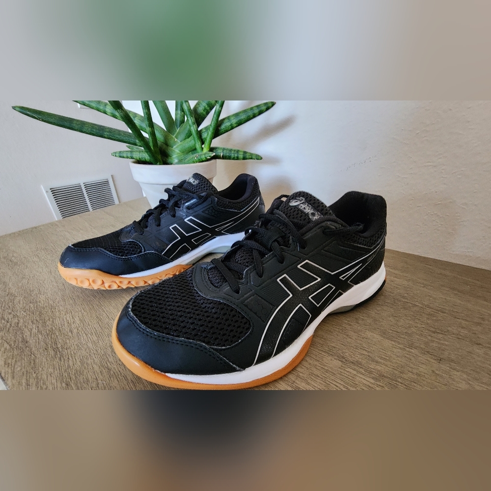 Asics Indoor Volleyball Court Sneakers